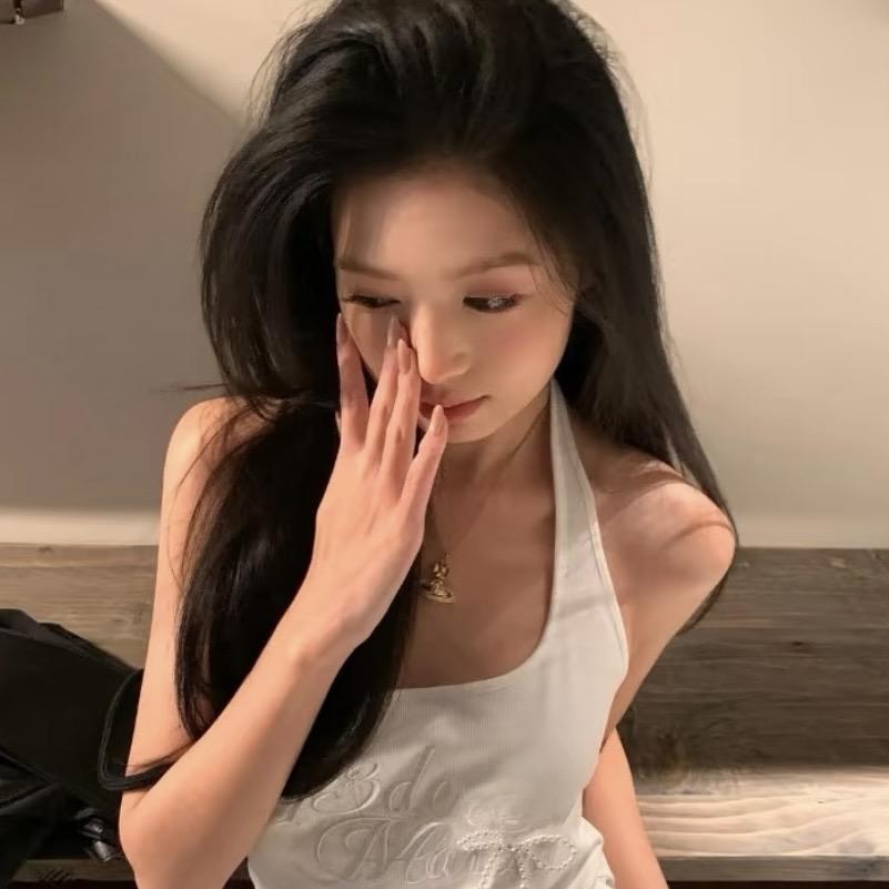 呜  嗯  雯