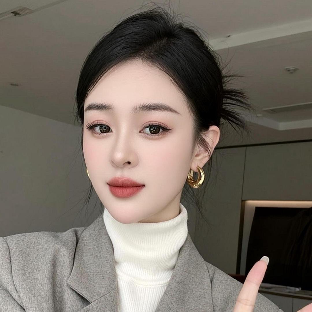 霞霞•豆豆婚纱礼服1️⃣店长