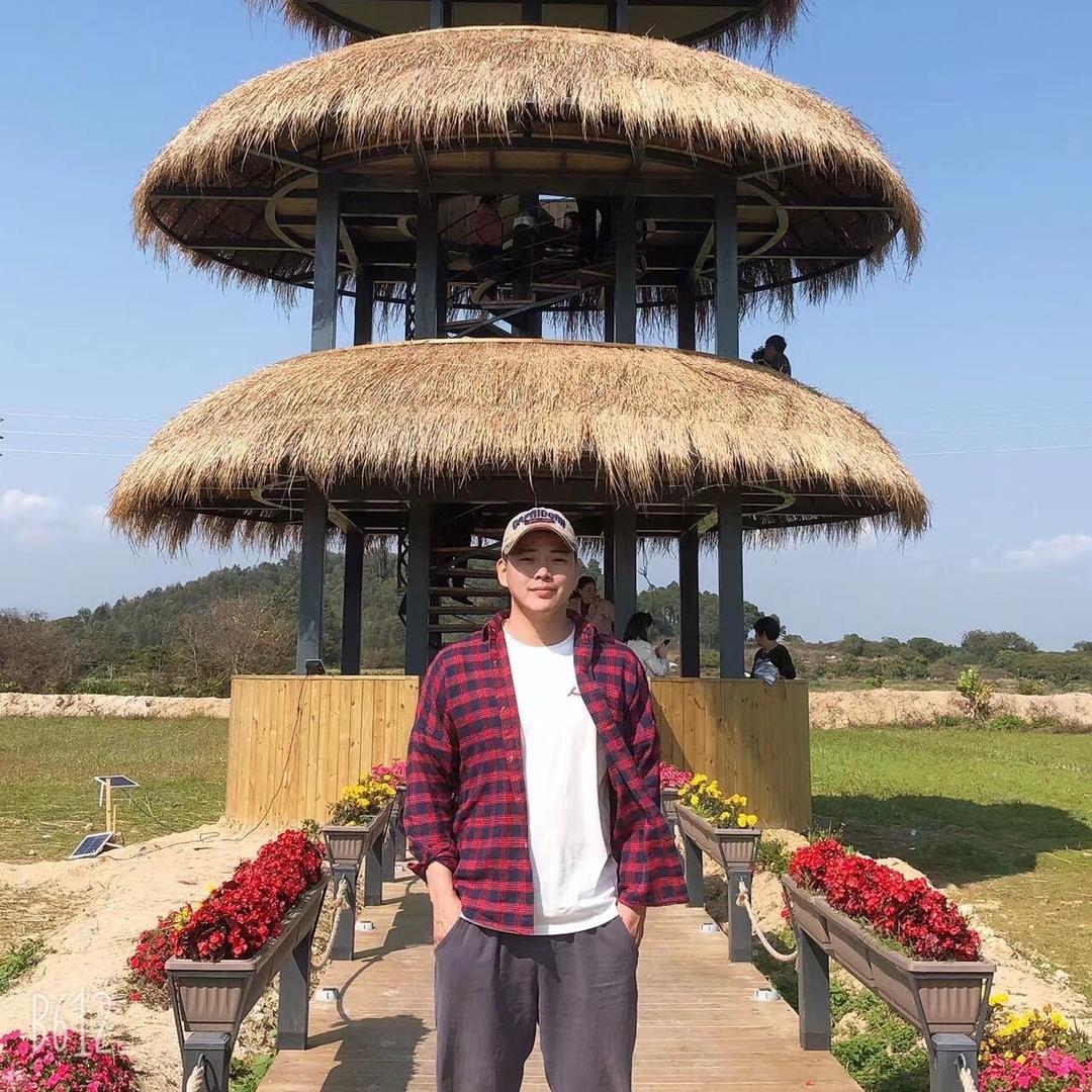 90后养鸡人阿强