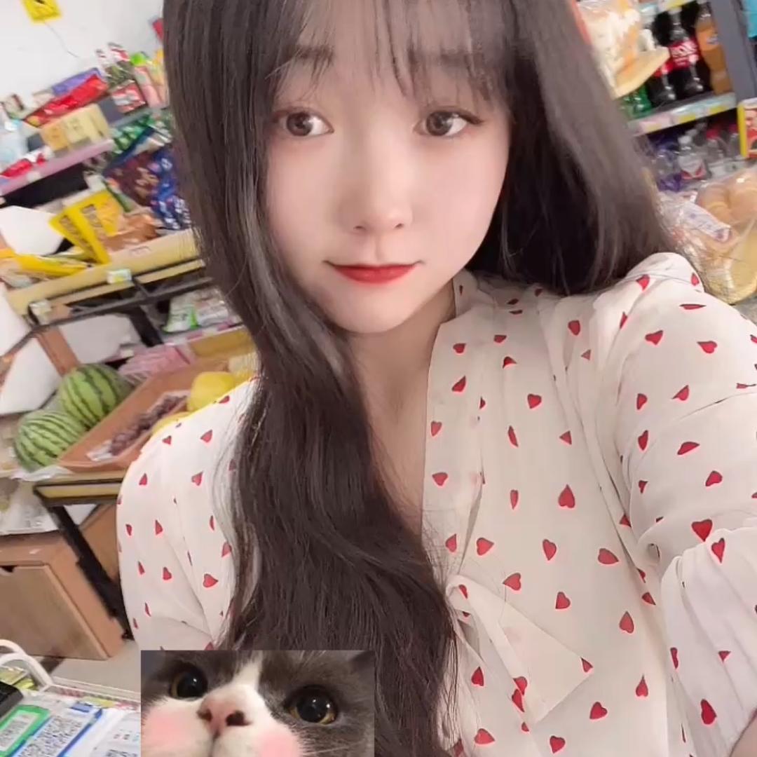 小洛洛