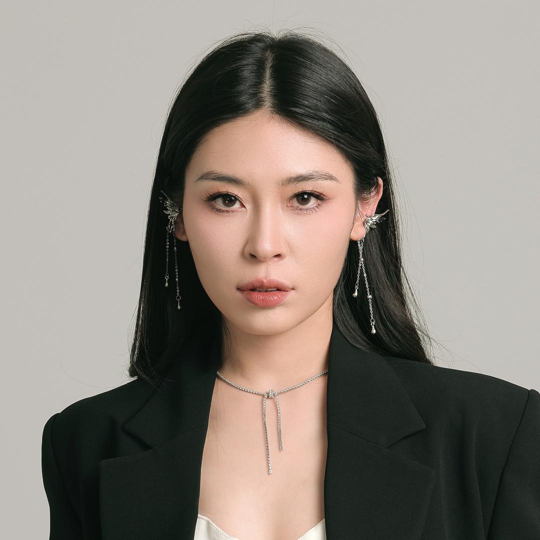 璨璨Vcan