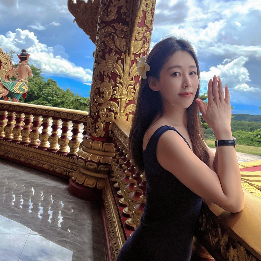 🌸miss zhang