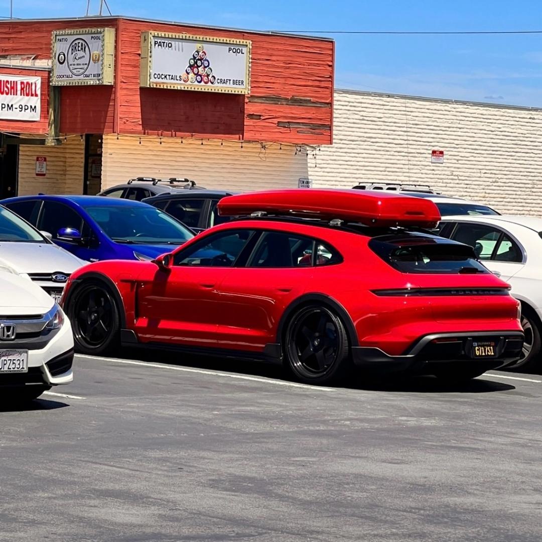 邱友山       🕷️