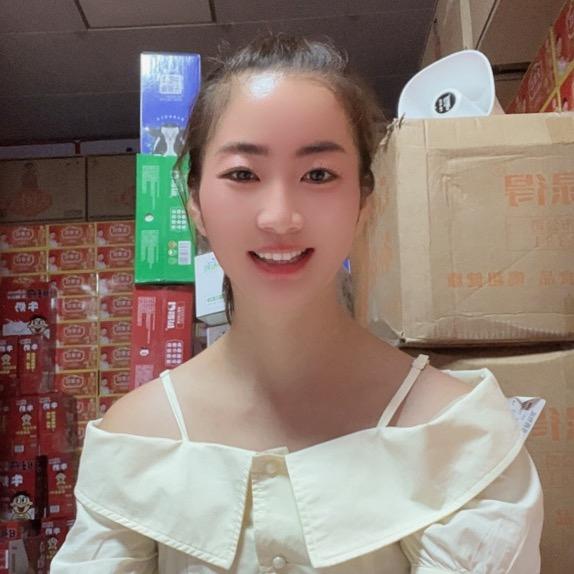 90后牛奶小姐姐