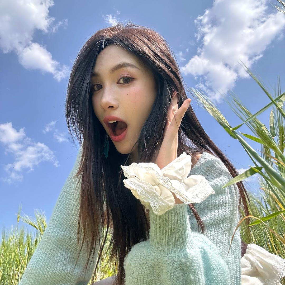 芊一