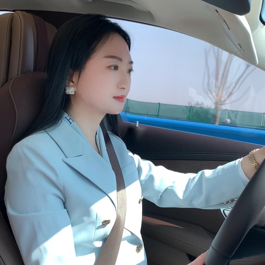 五金冲压模具-曹慧