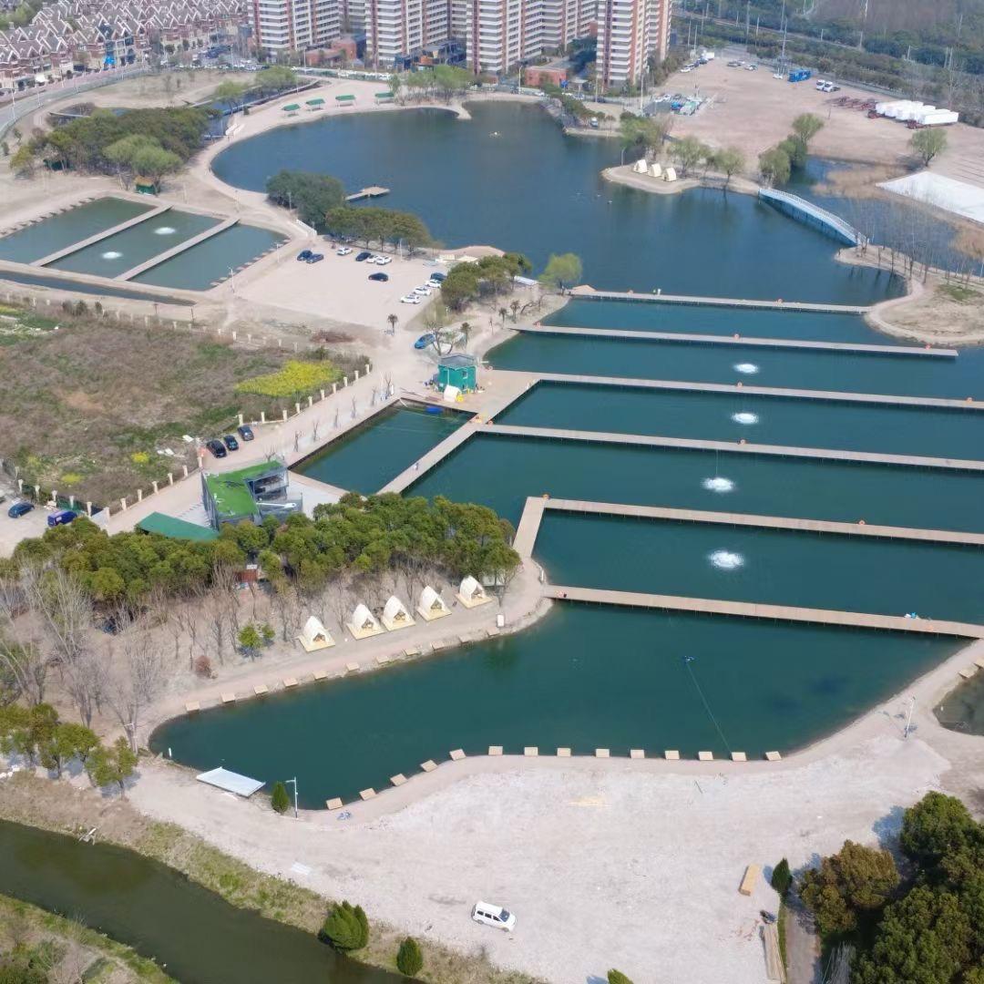 日月湖-光头胖鱼塘vIog