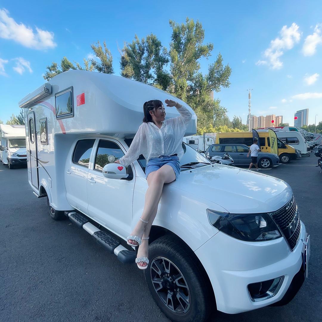 小不点说房车