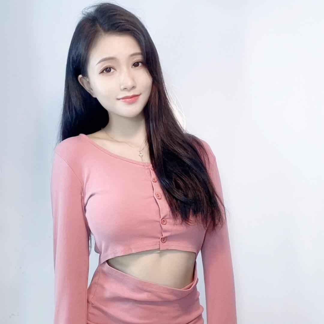 诗大大👑