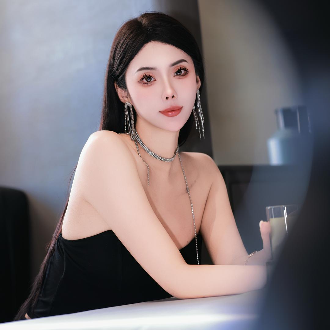 琪琪一77