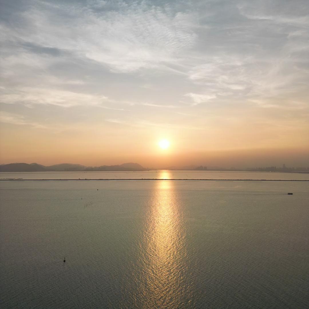疆湖路人