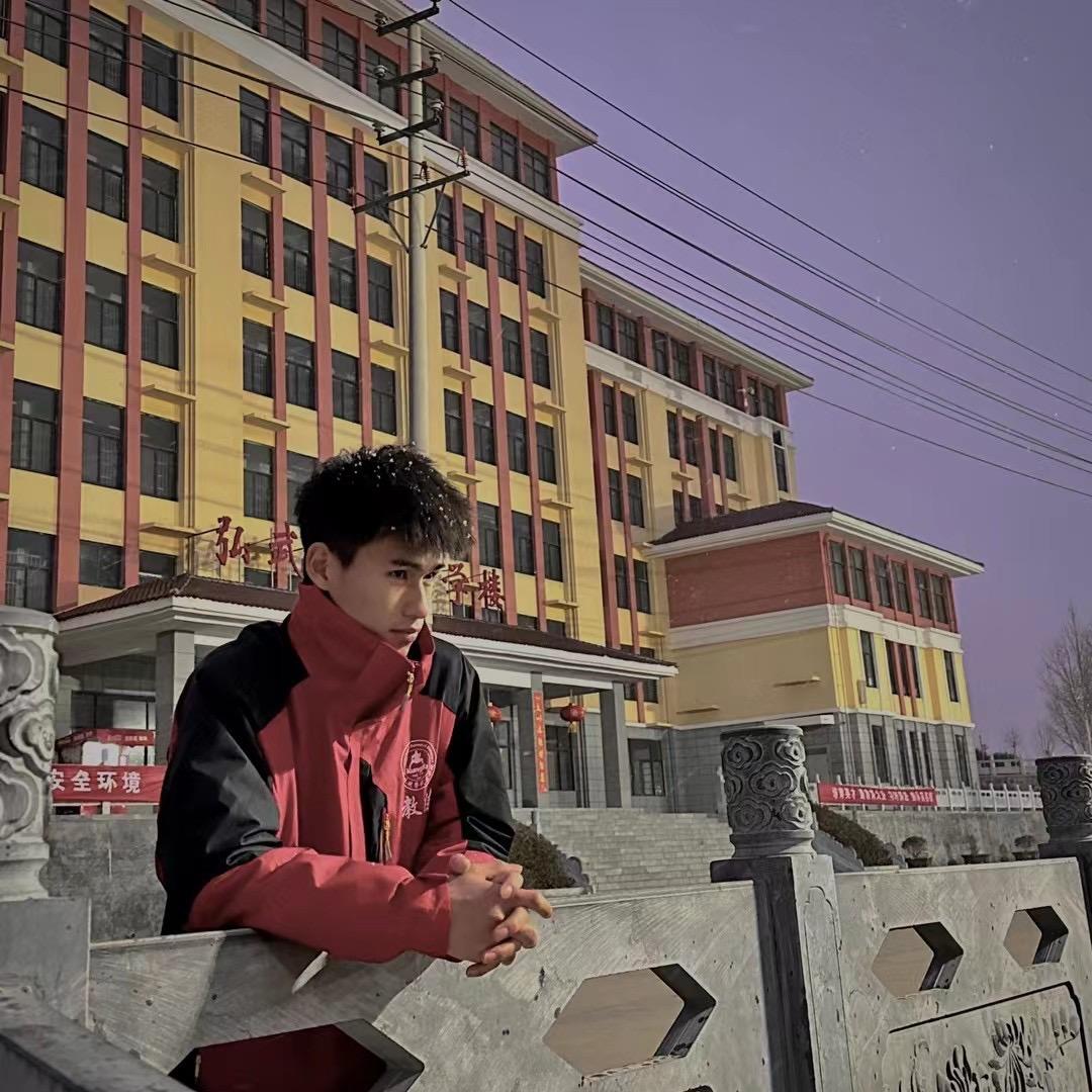 小卢教练（为学生办实事）