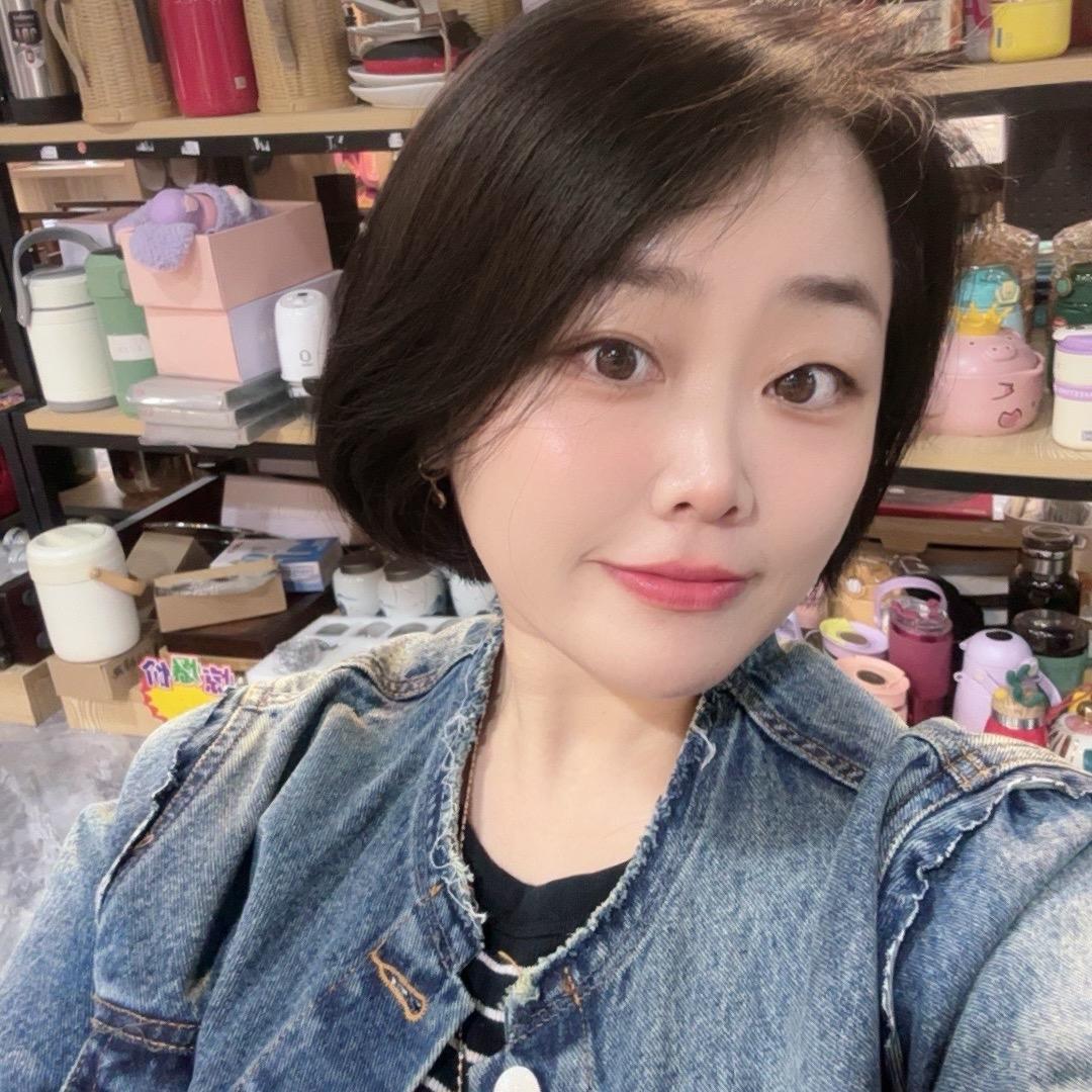 青岛鑫百润礼品有限公司