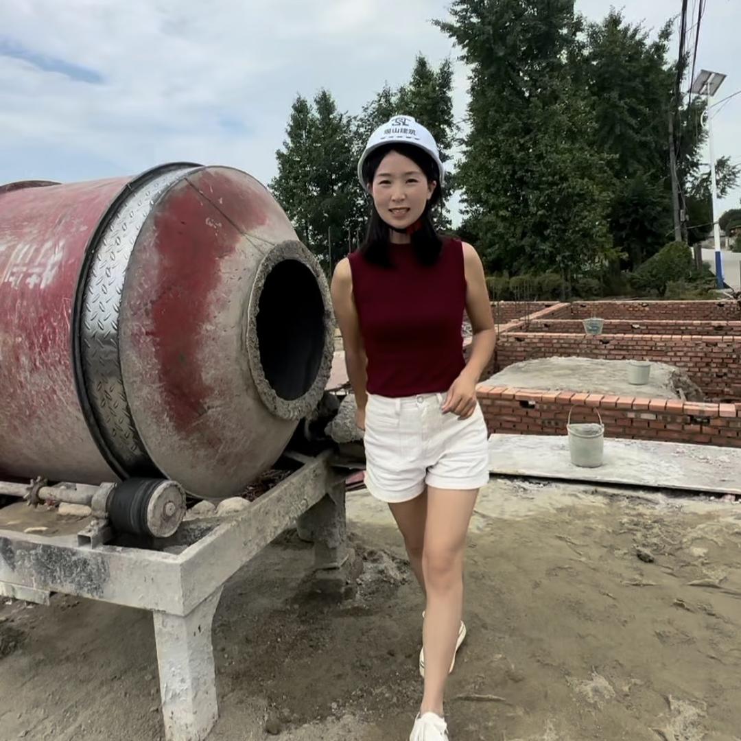 建别墅的张幺妹～观山筑境