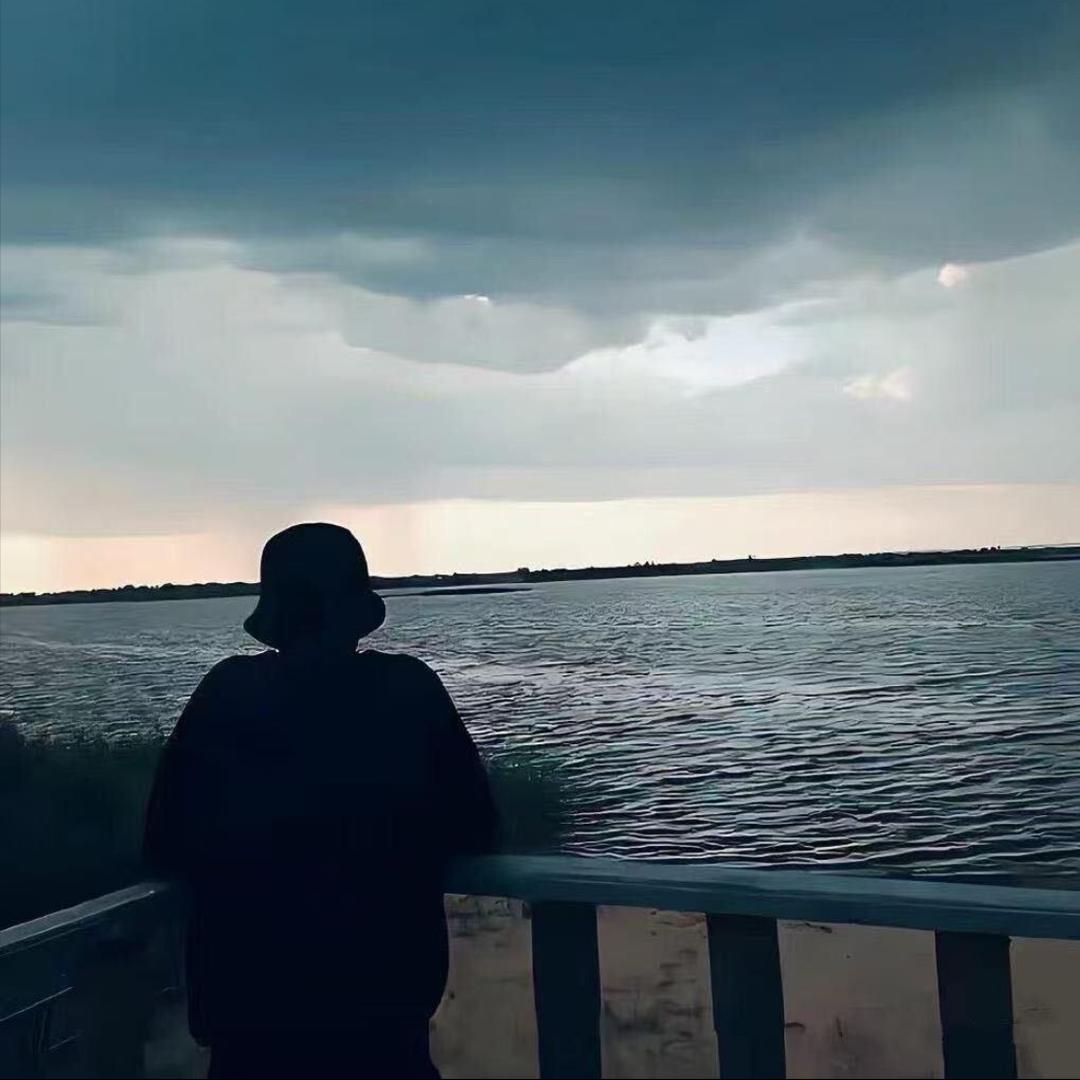 S .