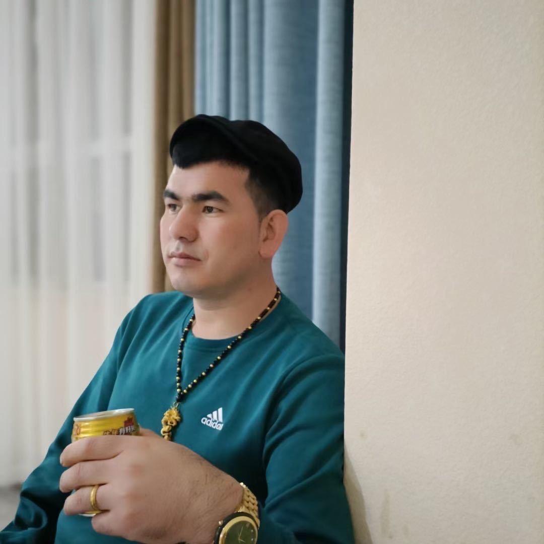 坚强的小伙子