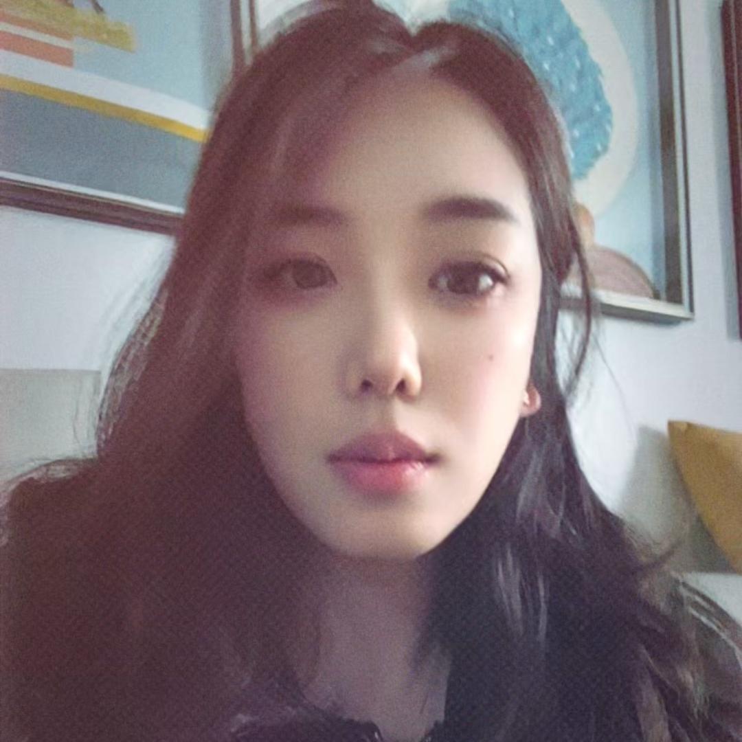 依依女装衣橱