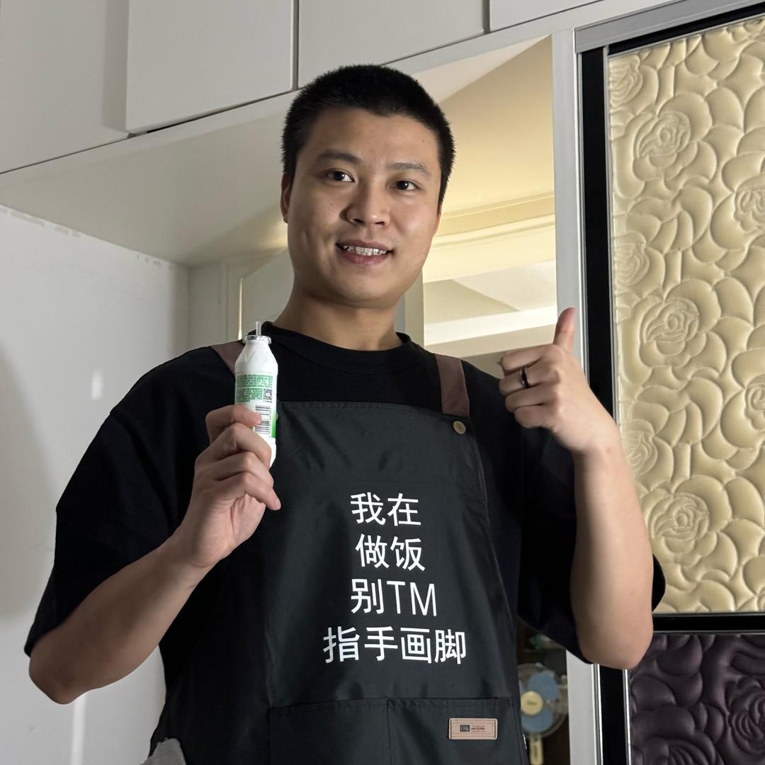 阿龙恰饭记