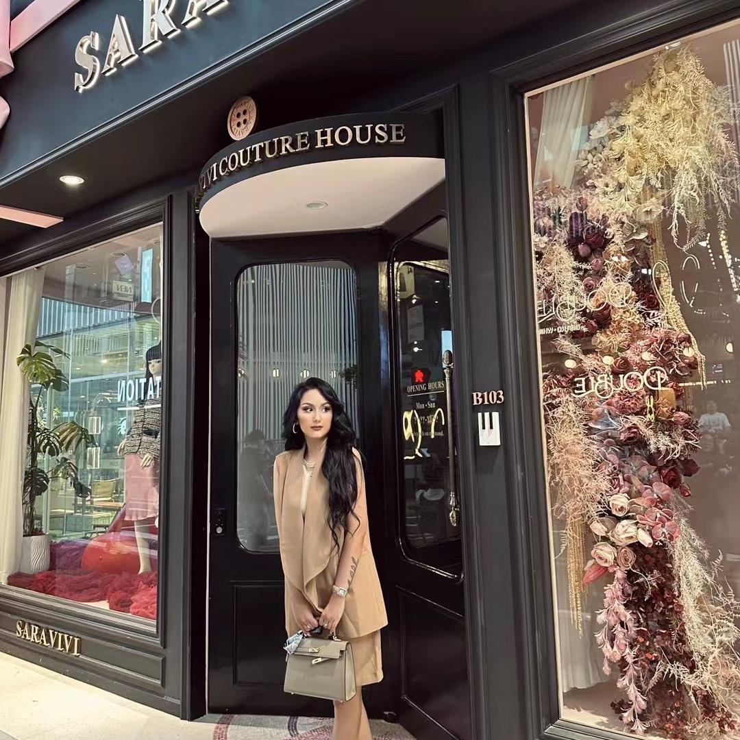 花•黛丝服装店