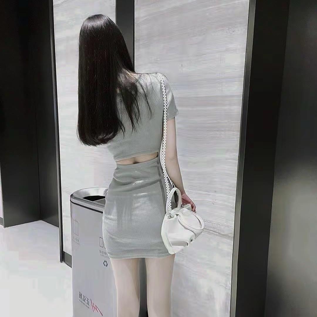 S.YY