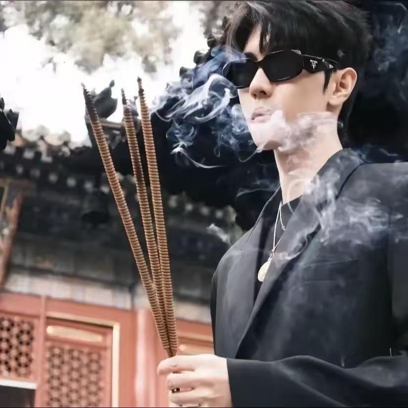 鸿一
