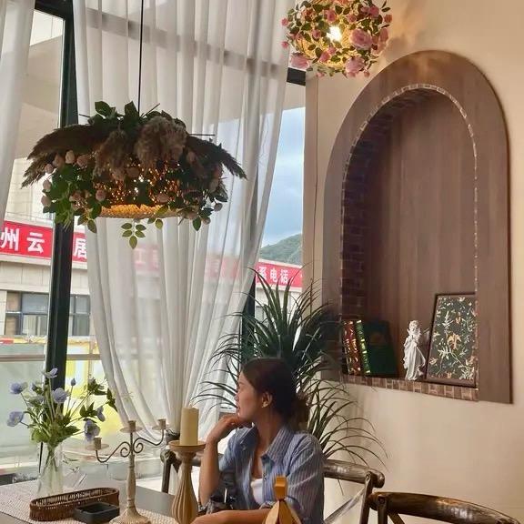 紫云•曼青融合餐厅环姐
