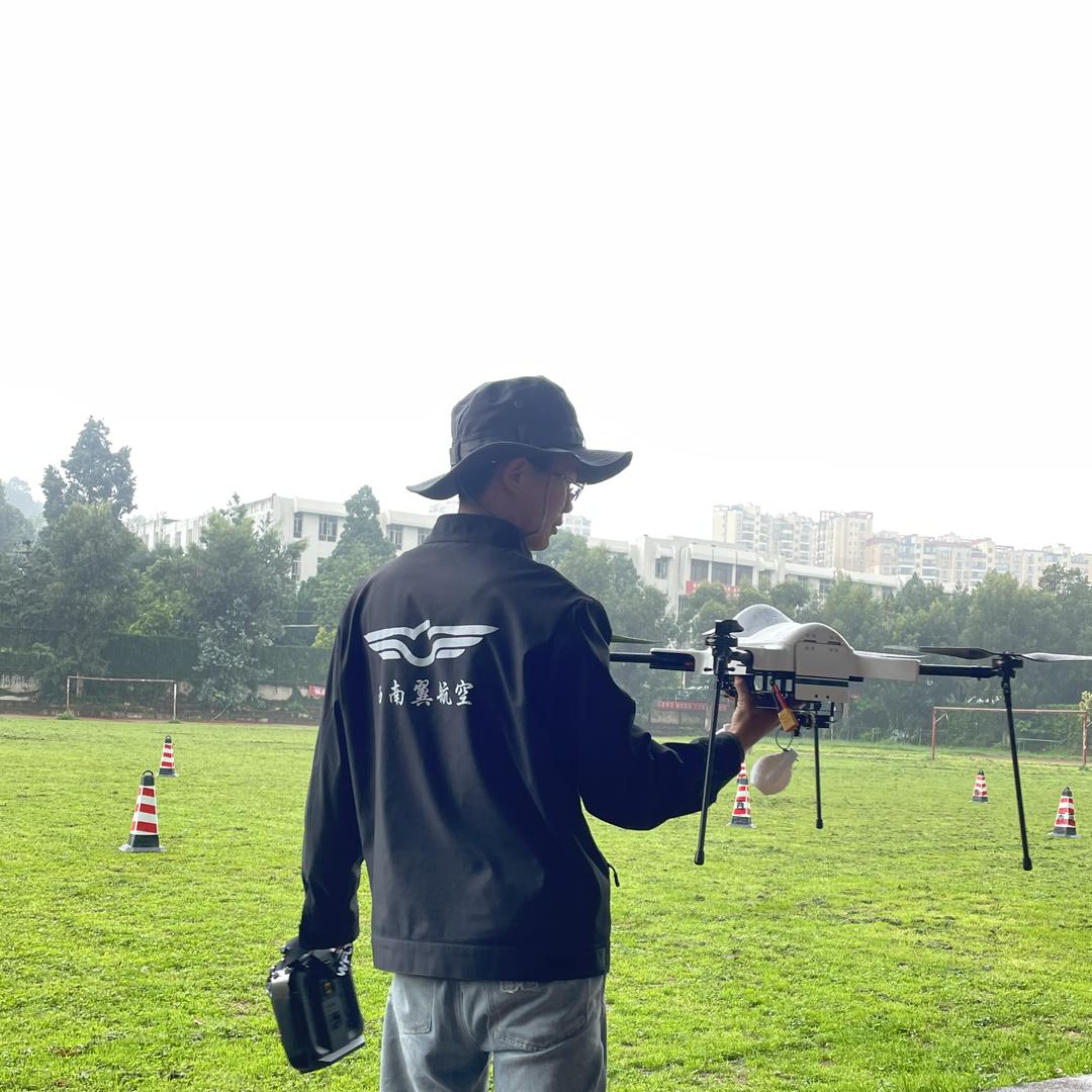 西南翼航空詹政