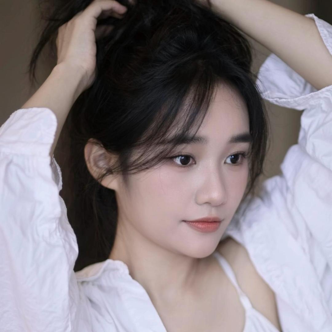 Amilia伍老师