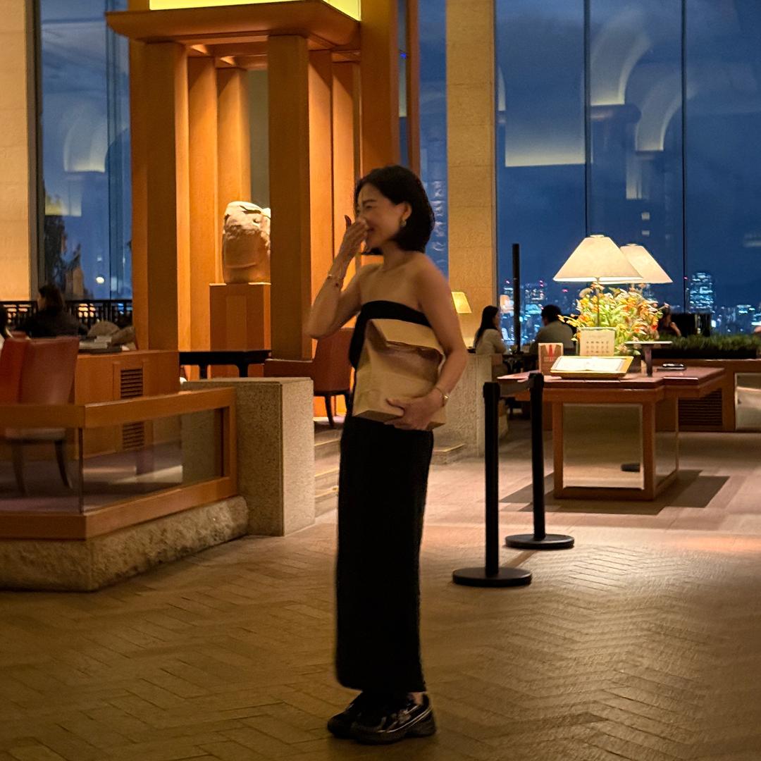 花间墅里