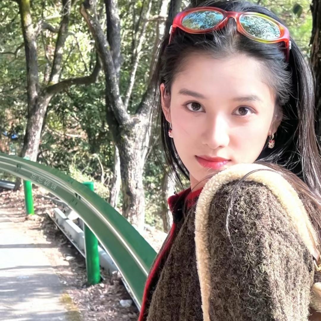 Zoe、