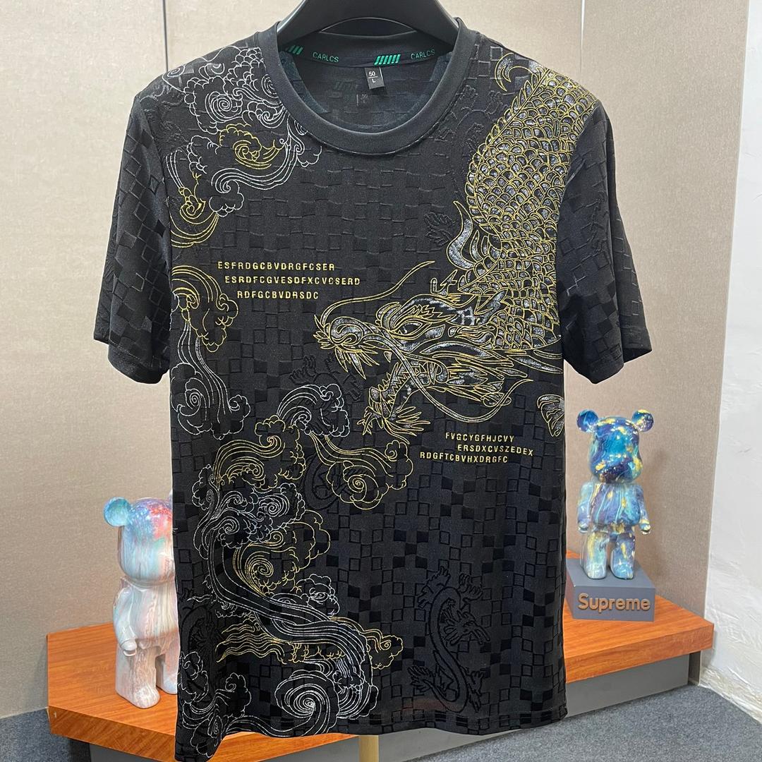 肆条二男装