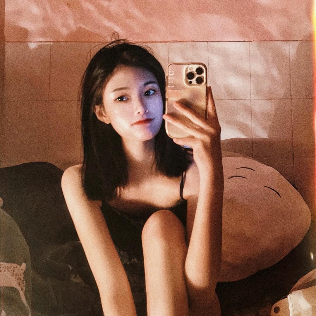 酒精过敏的美女