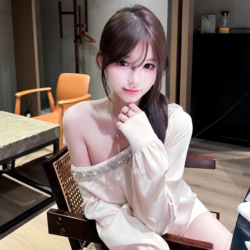 爱捣蛋的小青