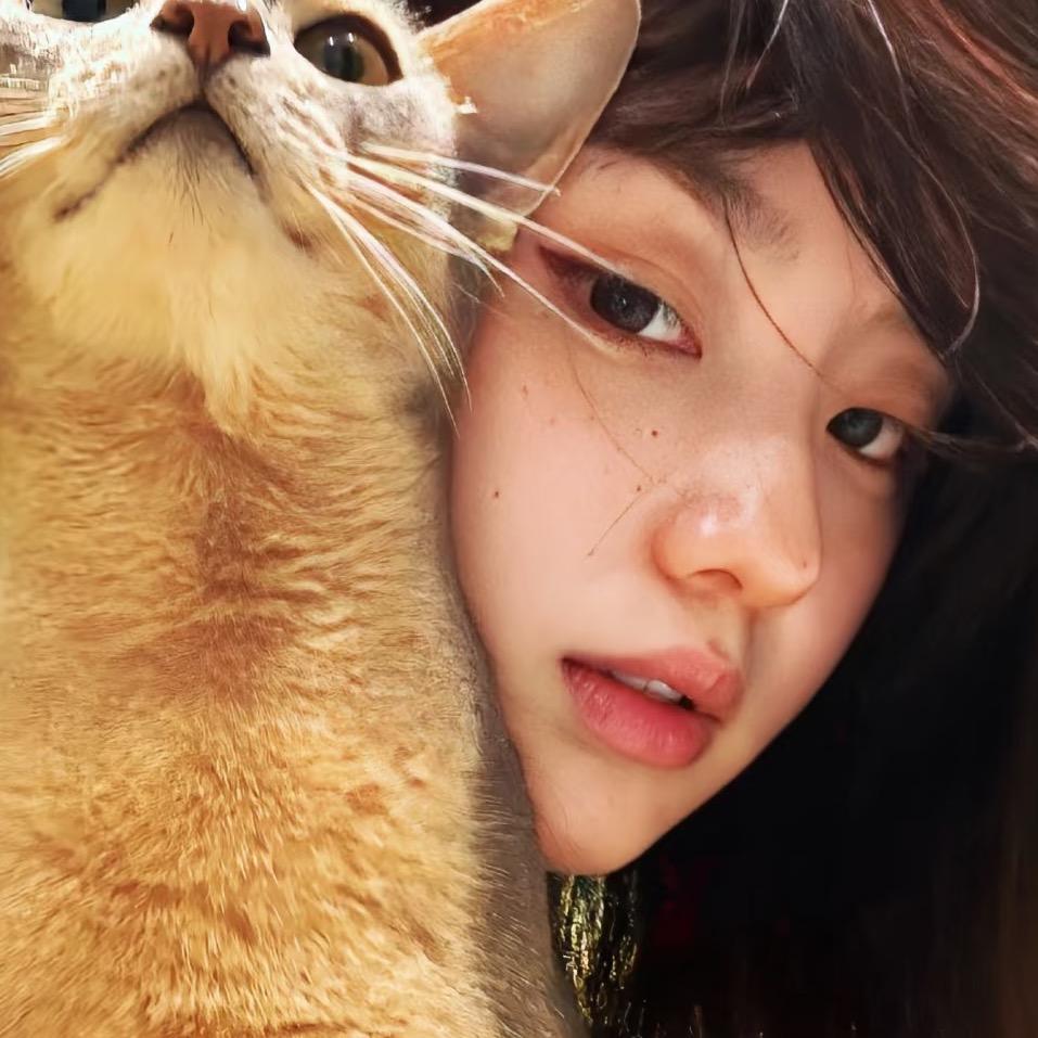 小U