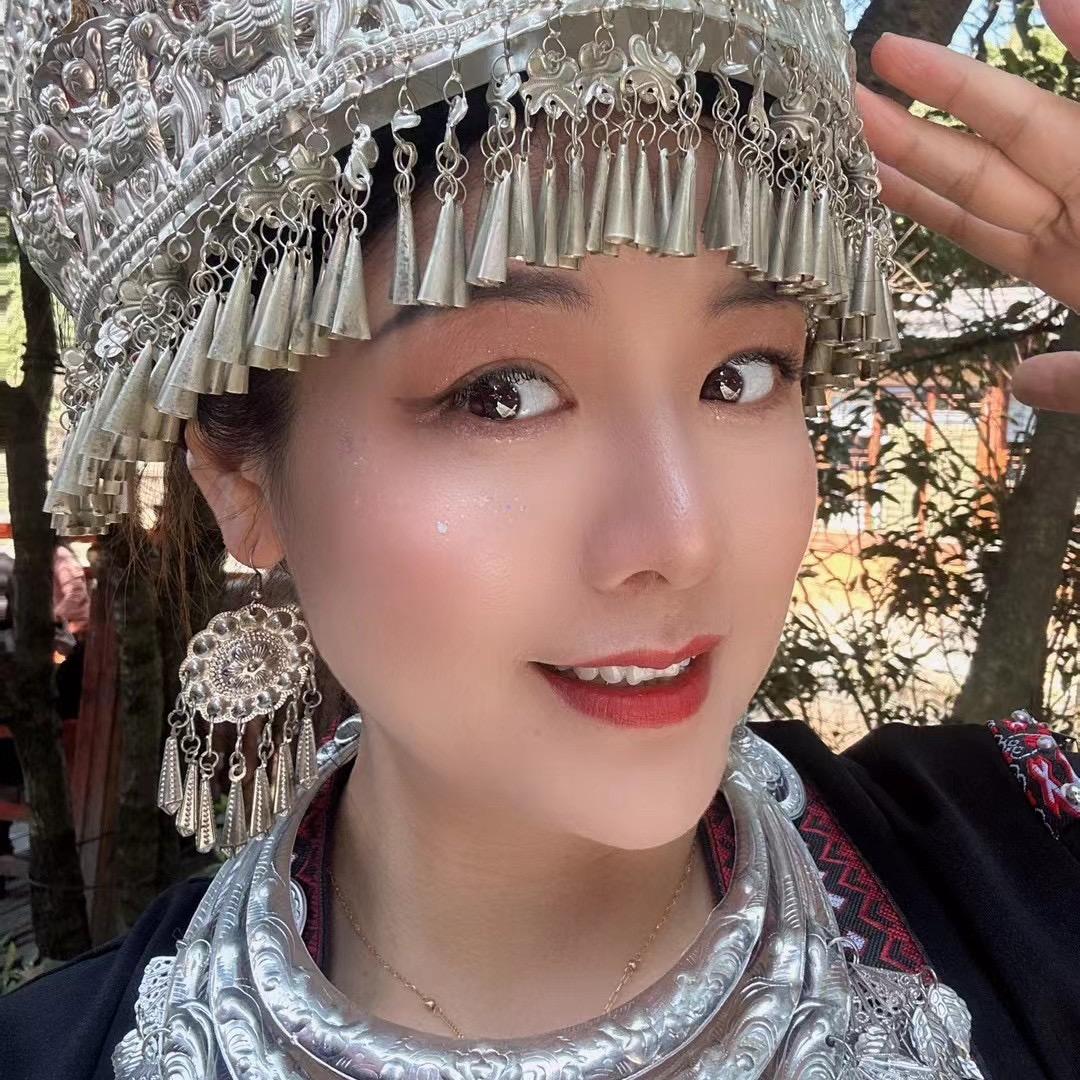 芊芊⁹⁸⁸