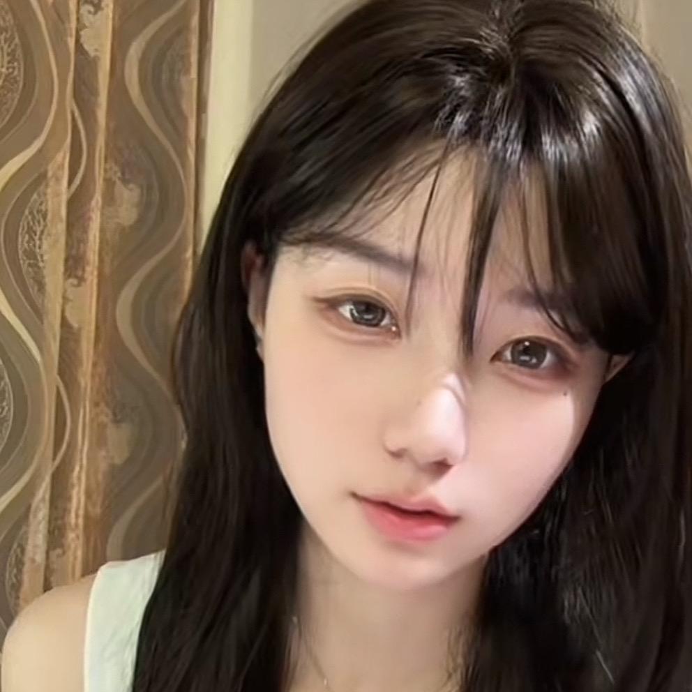 香喷喷软糯糯的草莓小蛋糕