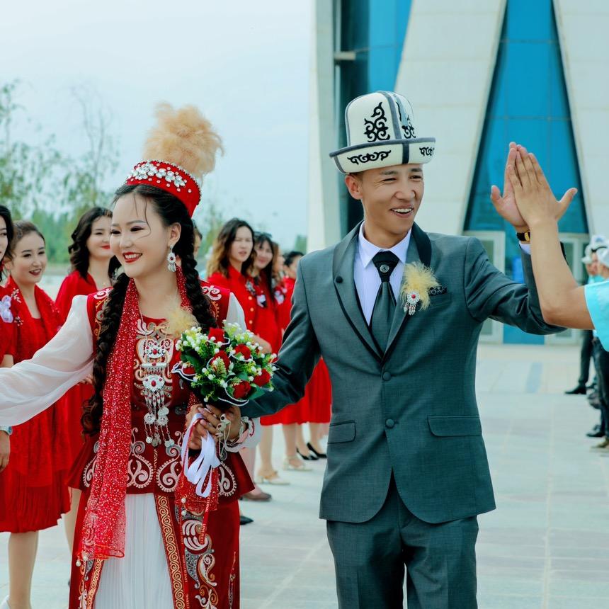 阿克陶县菲罗拉产后xiu fu 中心