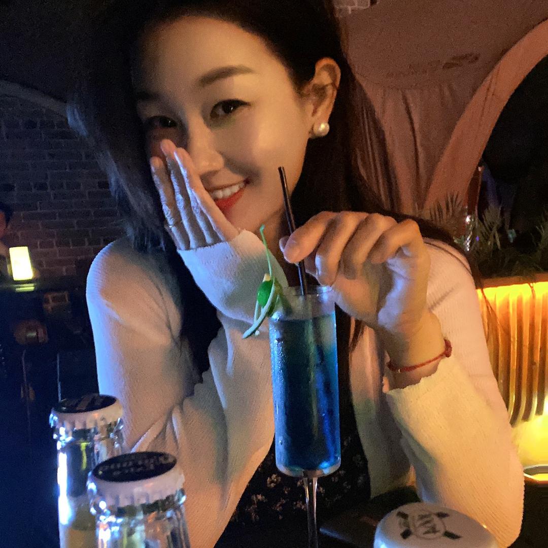 请叫我hui姐