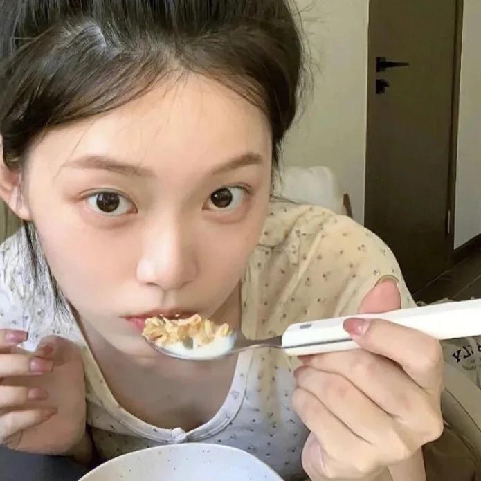 cC🥸
