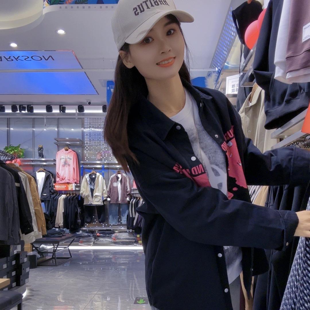 叶县百盛男装—莹莹