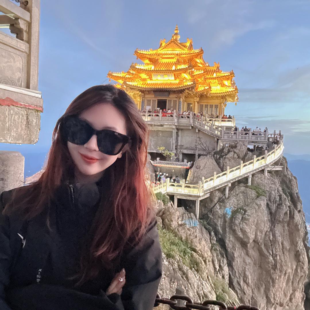 许小姐春夏秋冬（实体店）