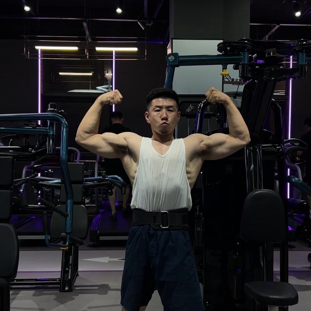 大手子zz  (肉改部)