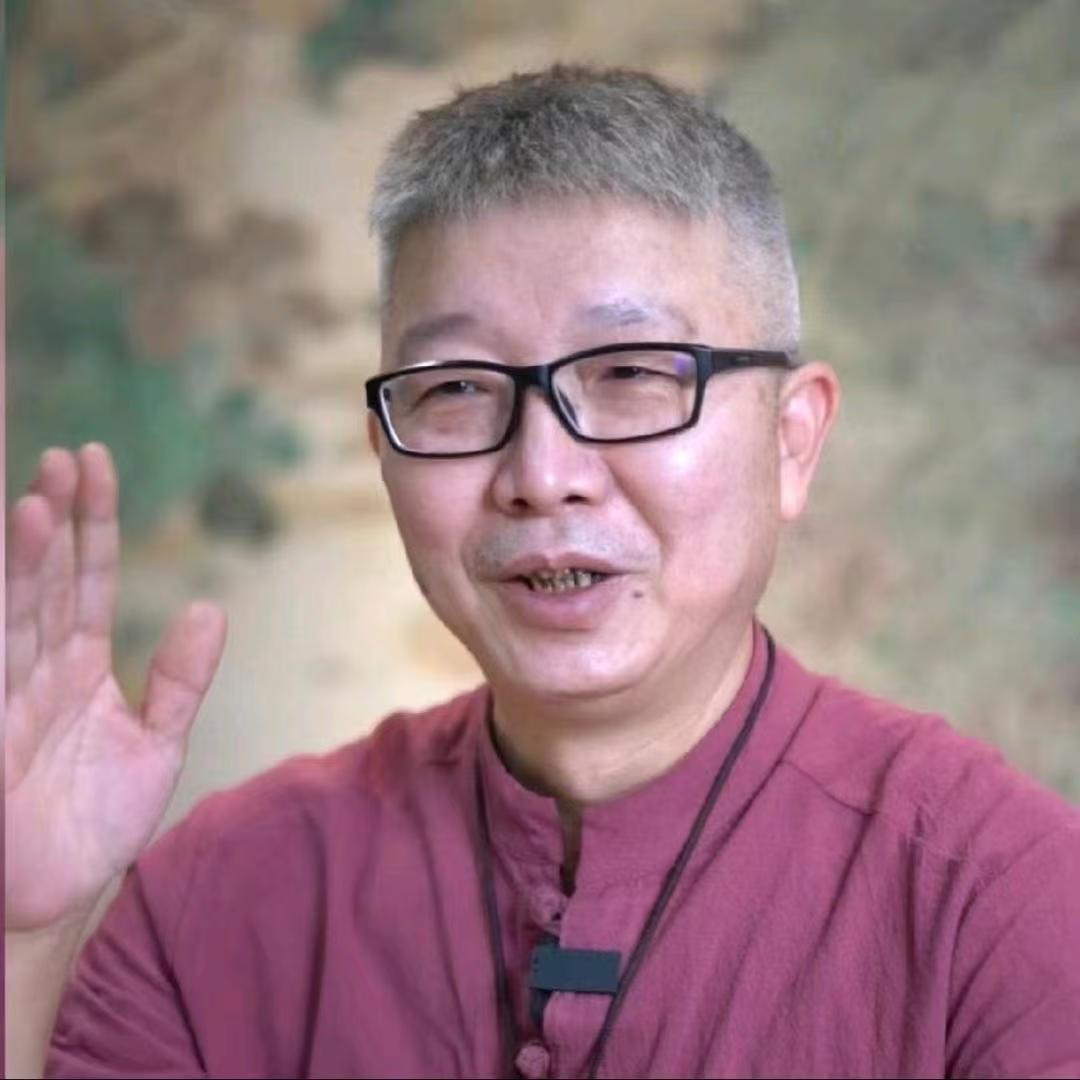 李霆聊数字
