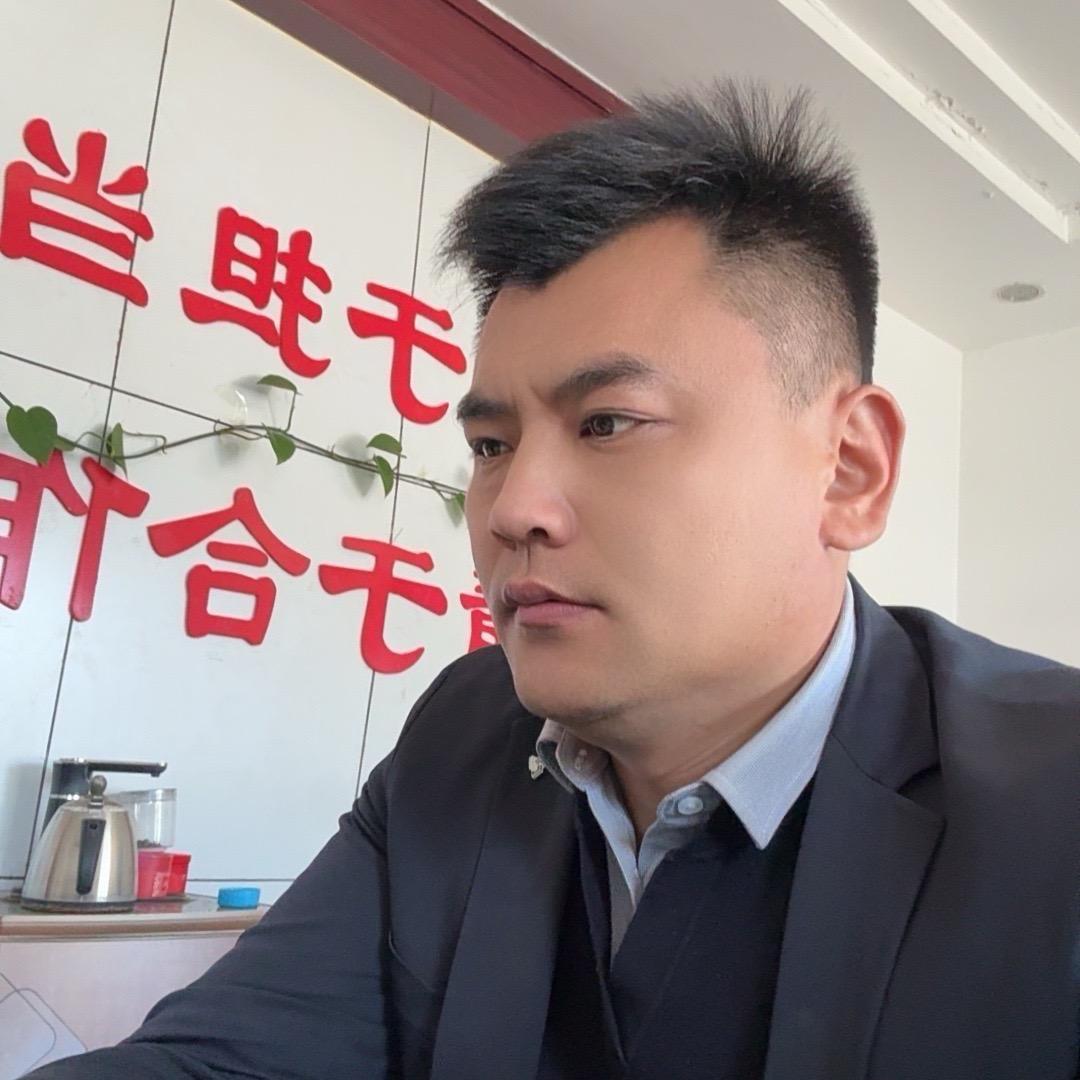 泰山板栗村干部