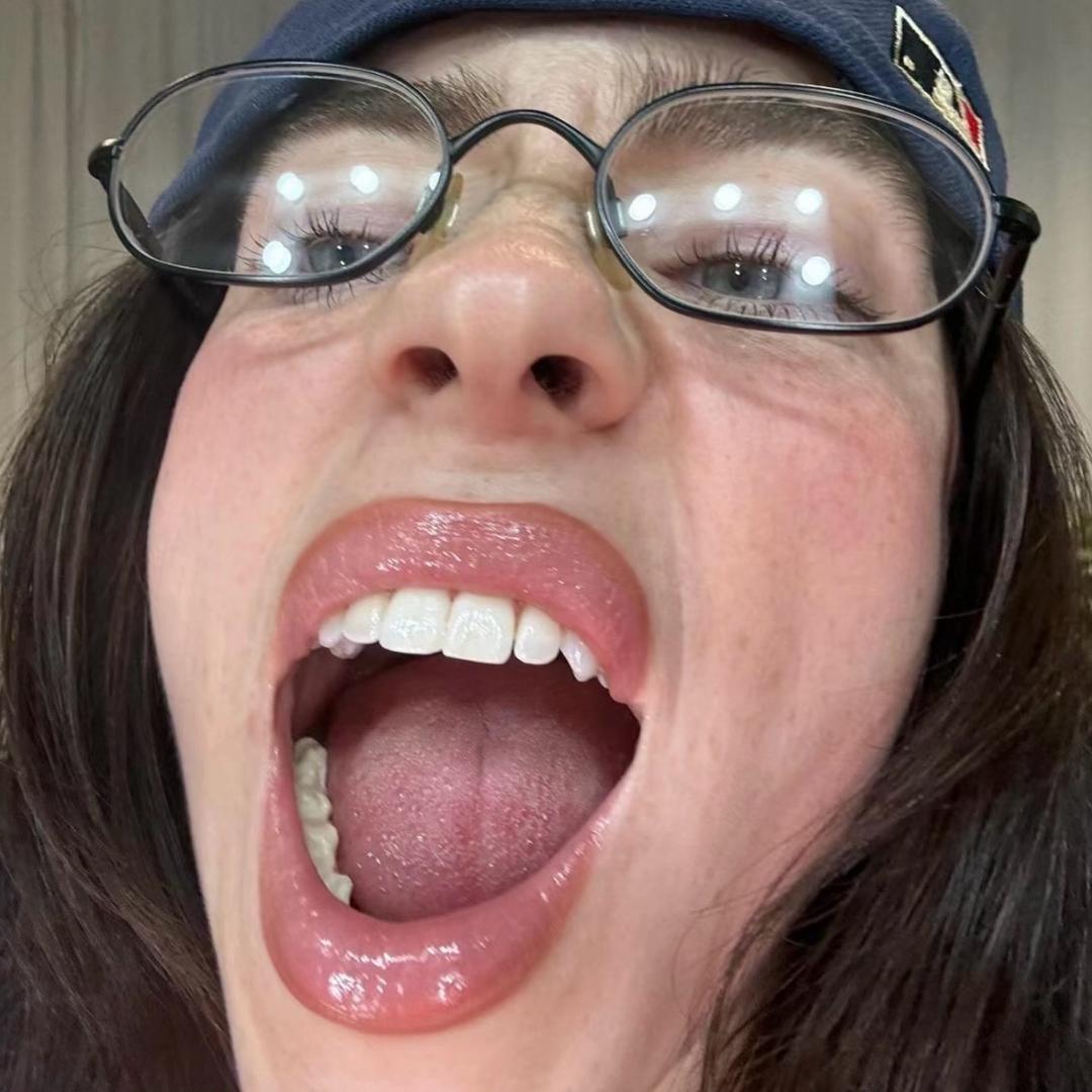 AAA批发芭乐沈了了