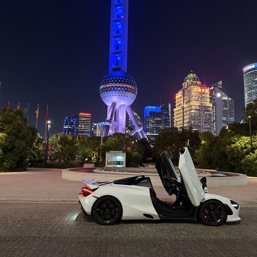 上海进轩豪车租赁总部