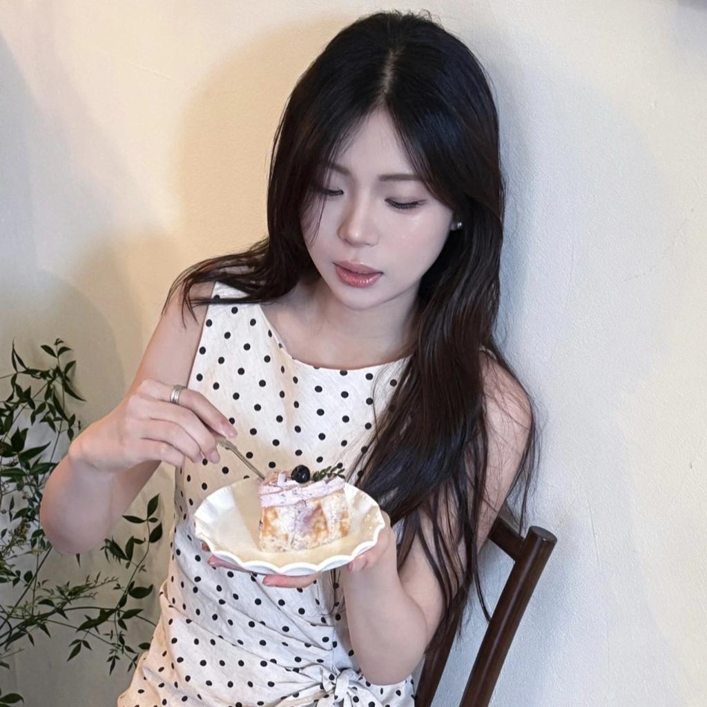小Q.
