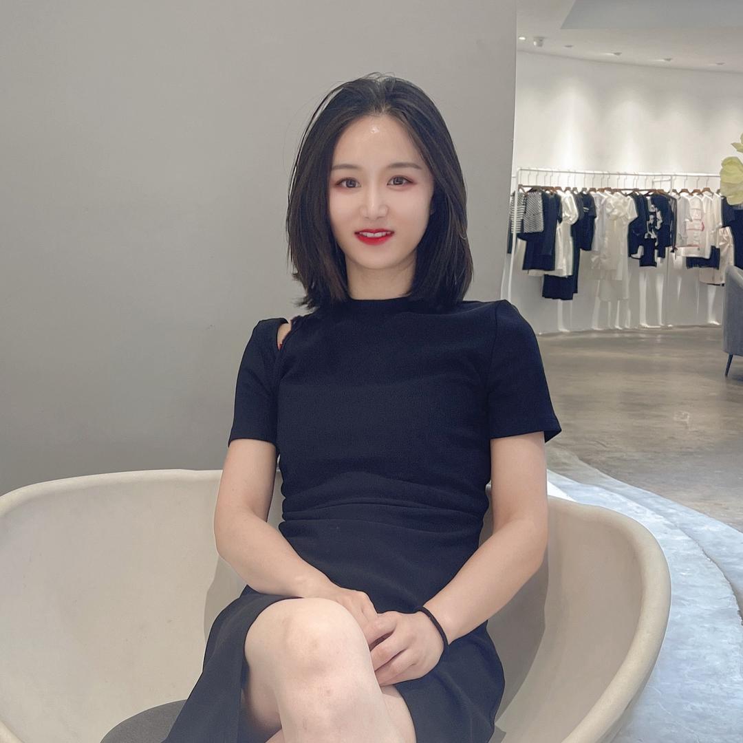 长垣暮白婚纱礼服