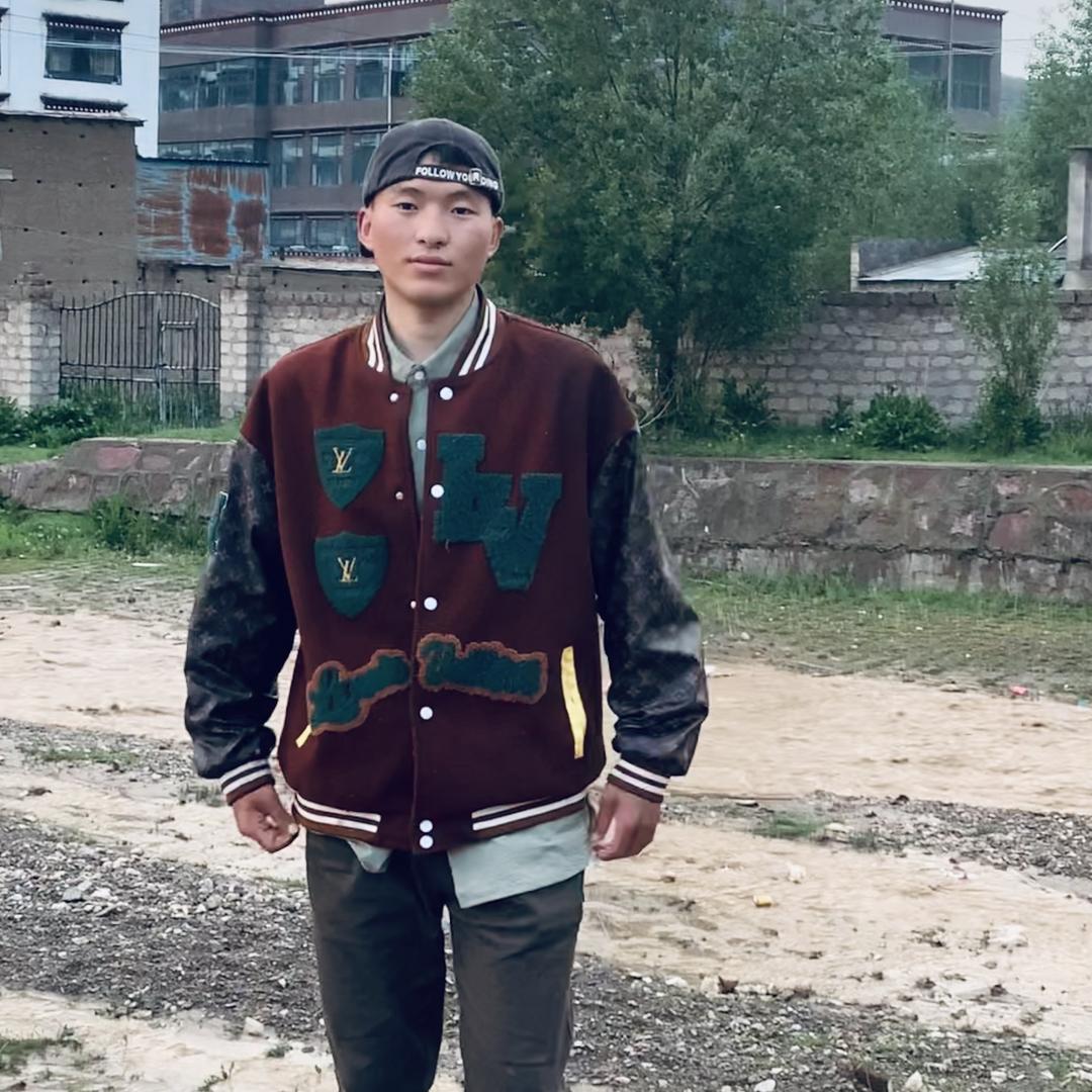 西藏顺七汽车顿珠