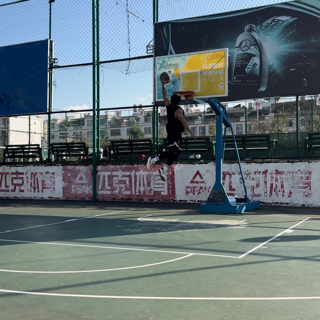 杨龙（冲击115cm弹跳中）